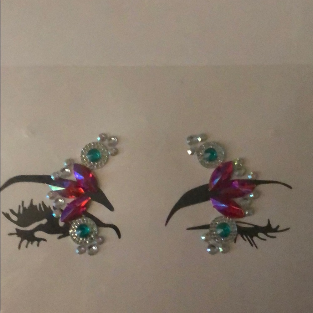 Makeup face gems
